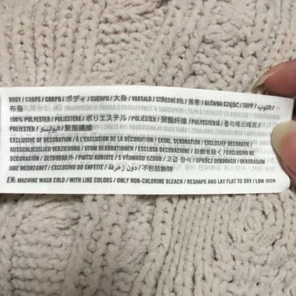 Abercrombie & Fitch Cable Knit Button Up Cardigan - Picture 7 of 7